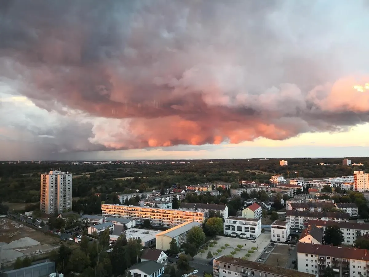 Ueber Den Wolken Und Super Zentral Zwischen Frankfurt Und Darmstadt - 100Qm Langen  Apartment Langen (Hessen)